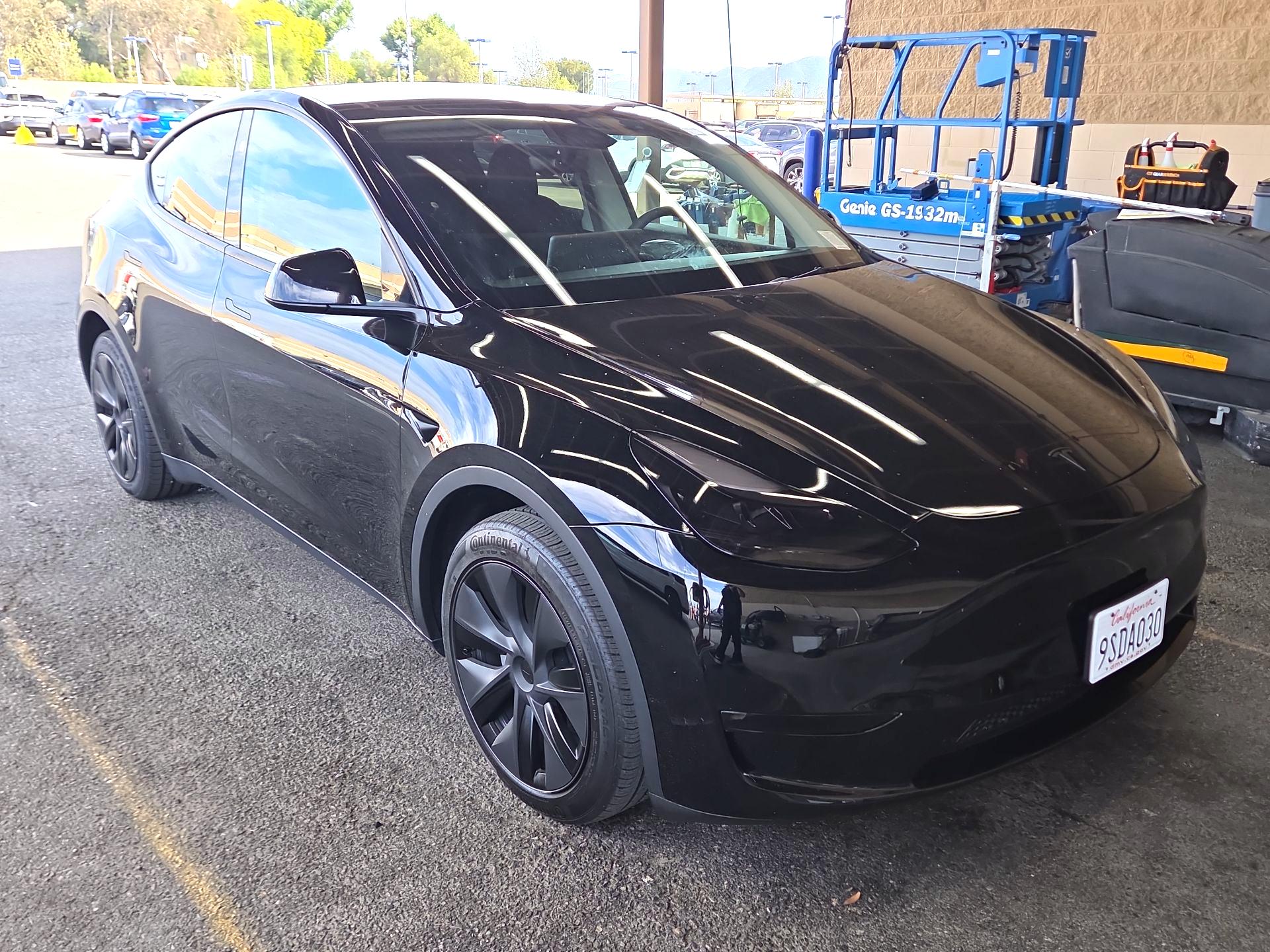 tesla model y 2025 7SAYGAEE8SF290312 image tesla model y 2025 7SAYGAEE8SF290312 image